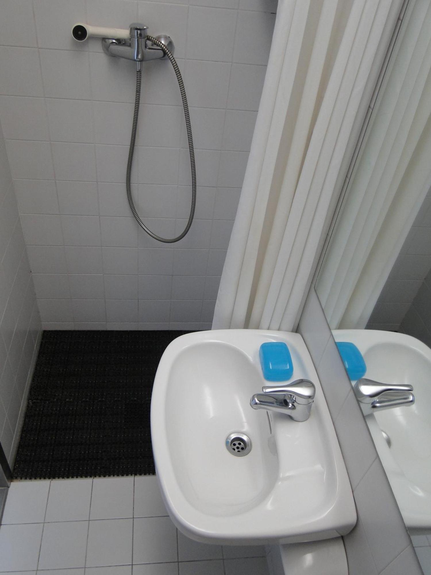 Residencia Universitaria Sant Joan Otel Reus Dış mekan fotoğraf